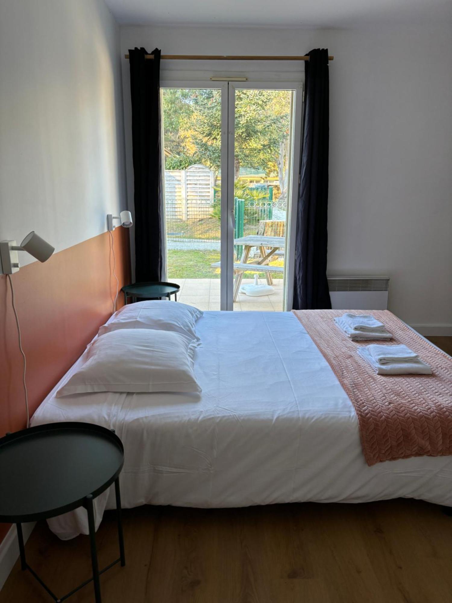 Cottages Des Pins サンティレール・ド・リエ エクステリア 写真
